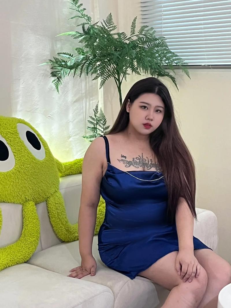 女BBwBBwBBWBBWD，网友：这不仅是身体的表达，更是自信的象征！